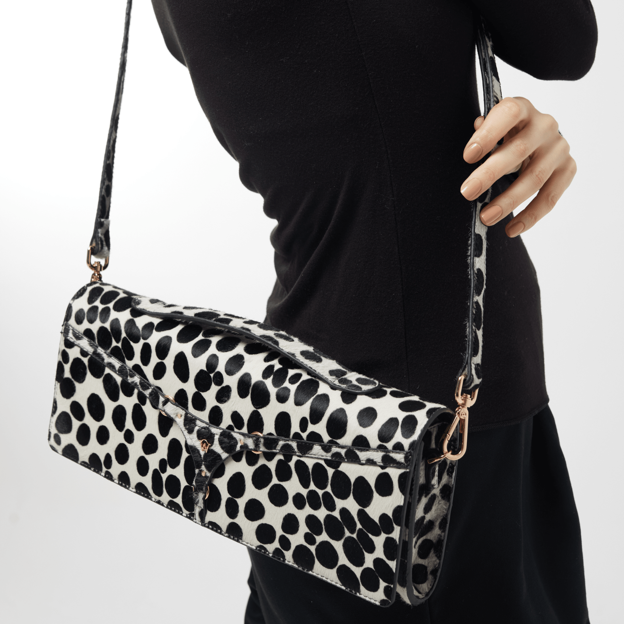DAPHNE CLUTCH - DALMATIAN