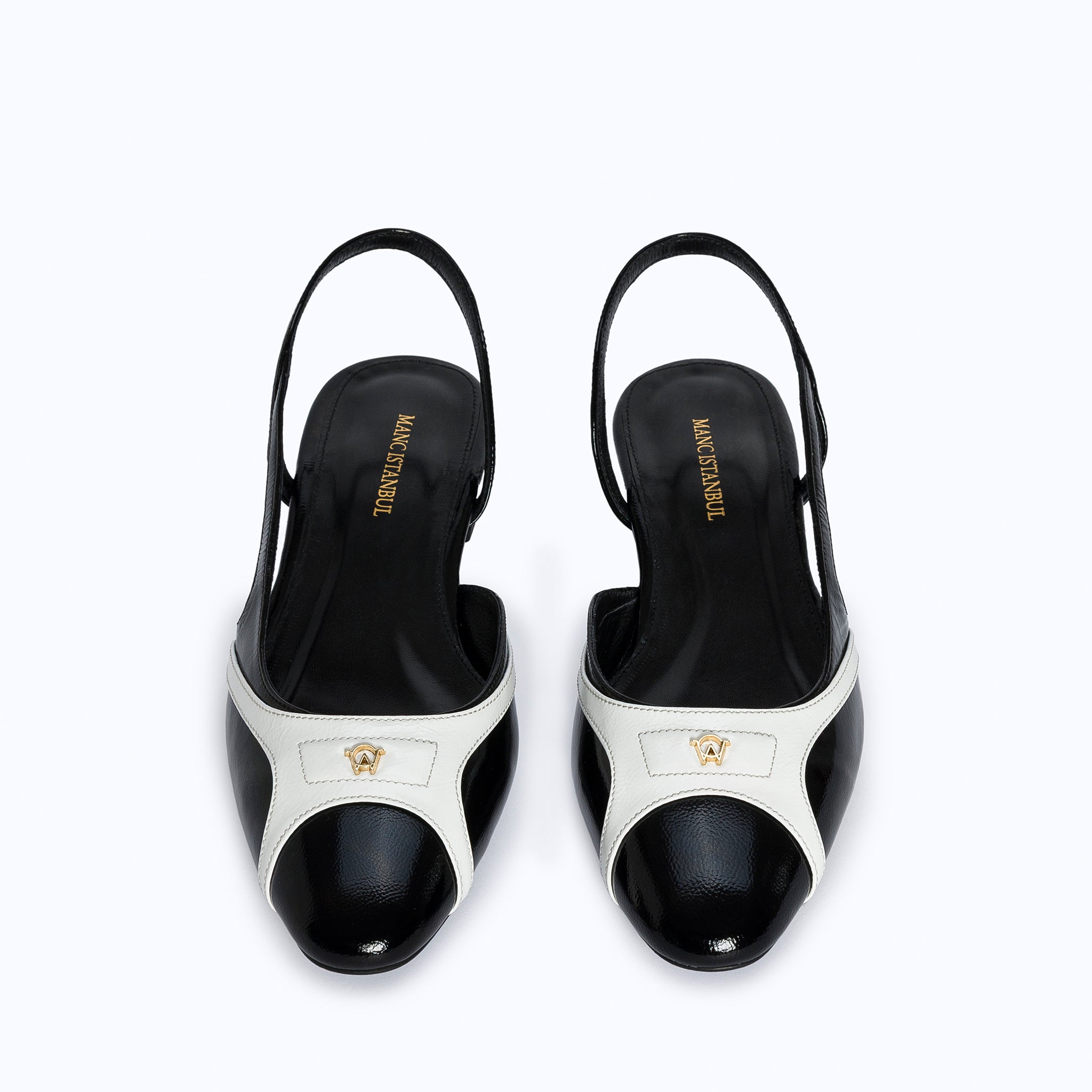 DELINA FLATS - DOMINO